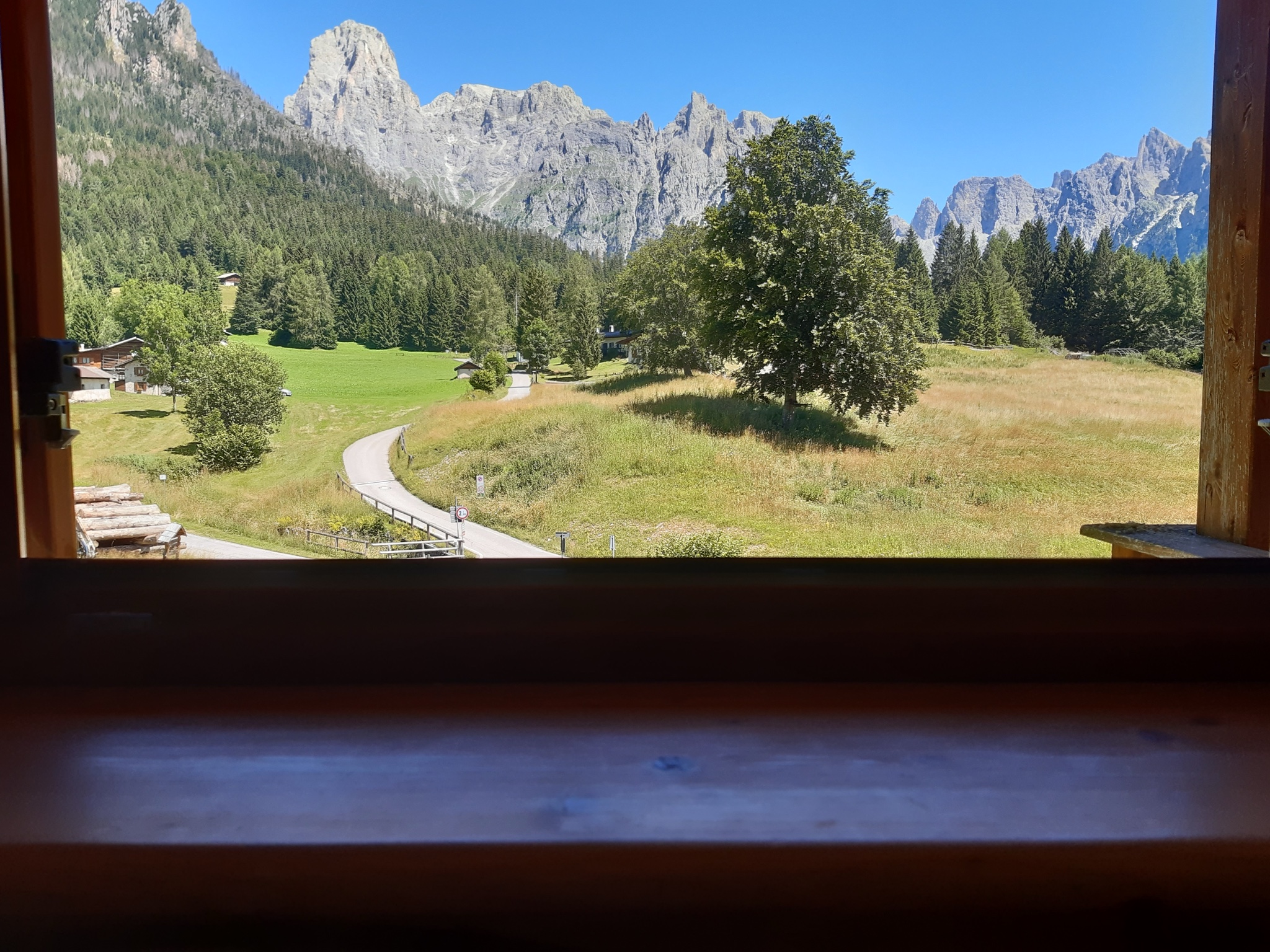 Camera e alloggio della Locanda Val Canali